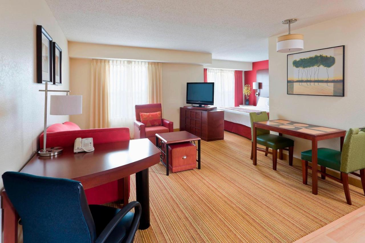 By Marriott Peoria