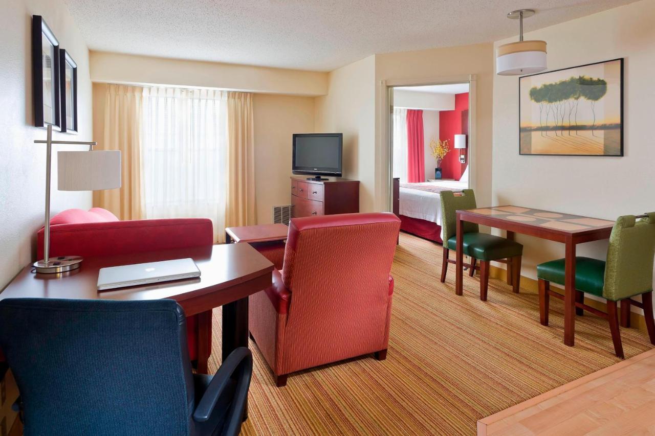 By Marriott Hotel