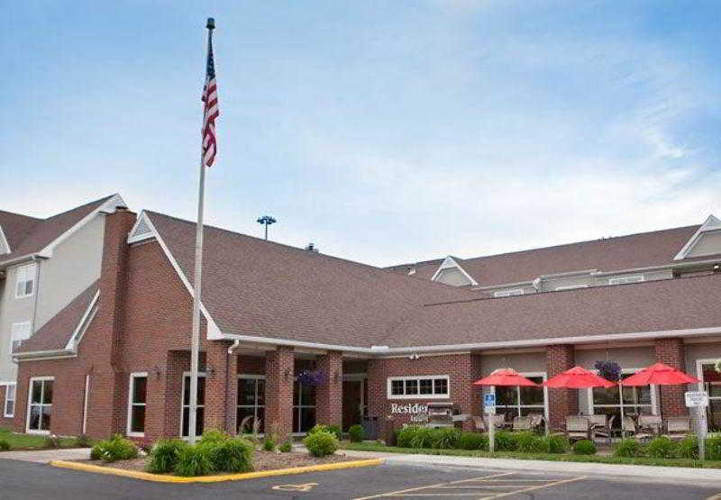 Hotel By Marriott